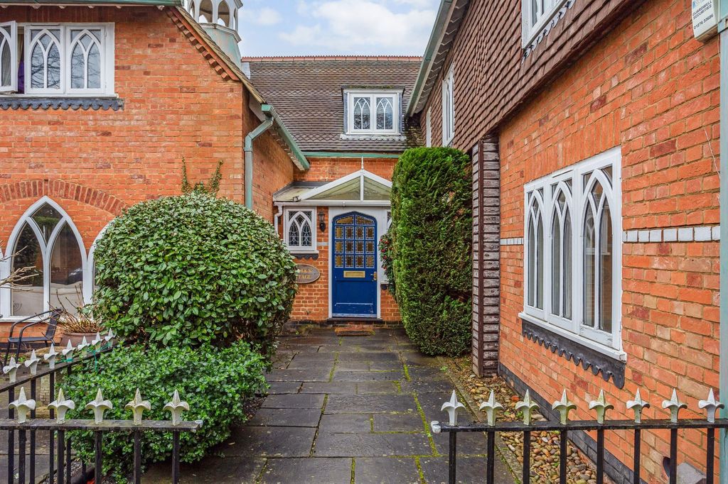 Property photo 1 of 23 Picture No. 05