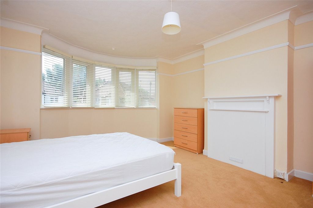 Property photo 2 of 8 Picture No. 21