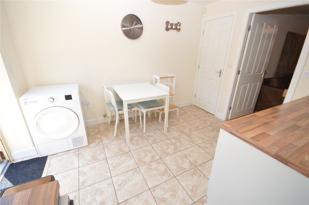Property photo 3 of 11 Picture No. 10