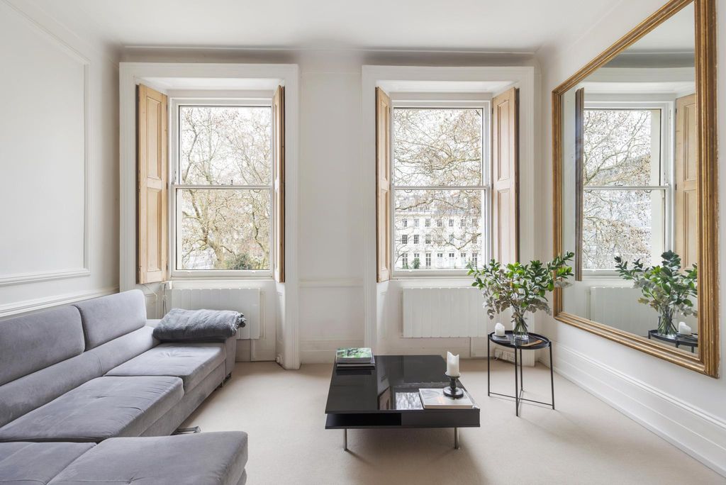 Property photo 3 of 19 Image