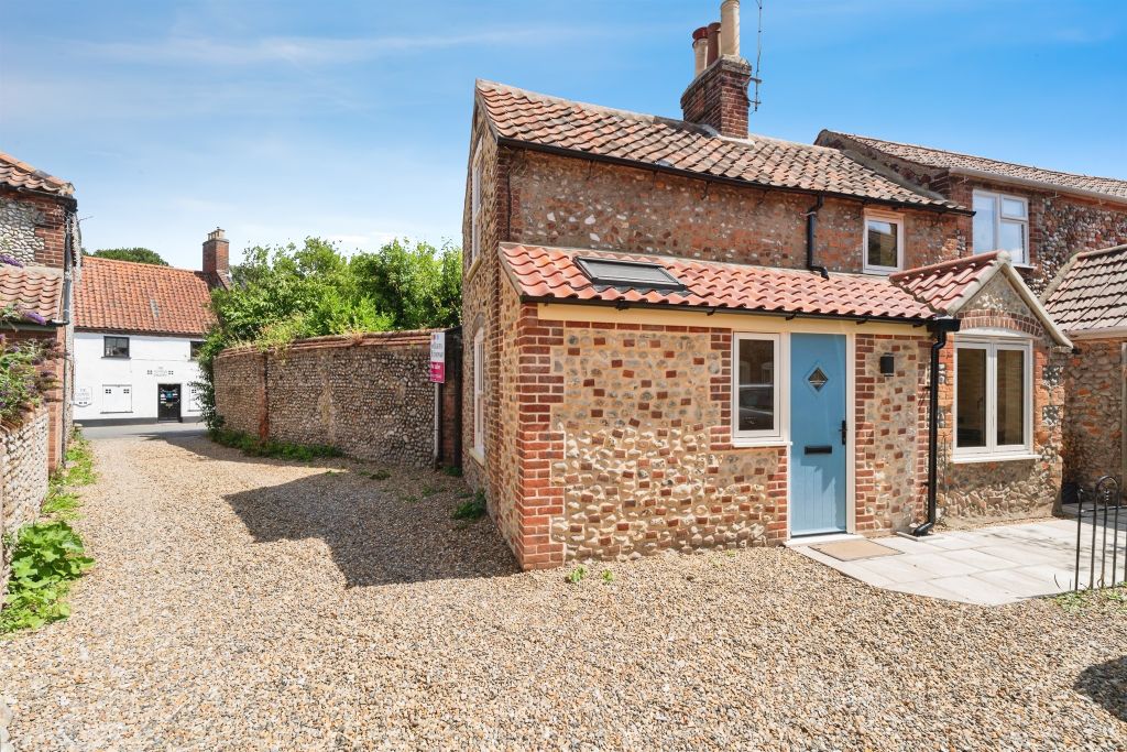 Property photo 1 of 11