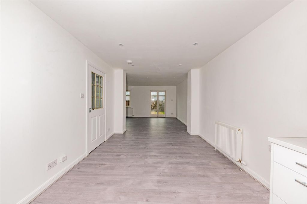 Property photo 2 of 22 45 Craigie Street Dundee-2.Jpg