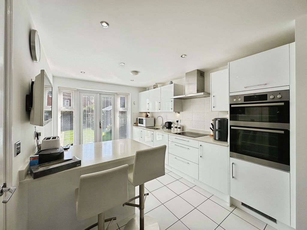 Property photo 2 of 23 Photo 18