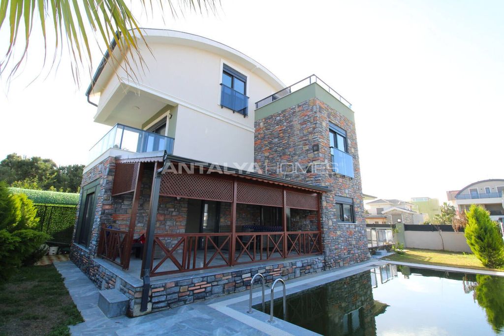 Property photo 3 of 47