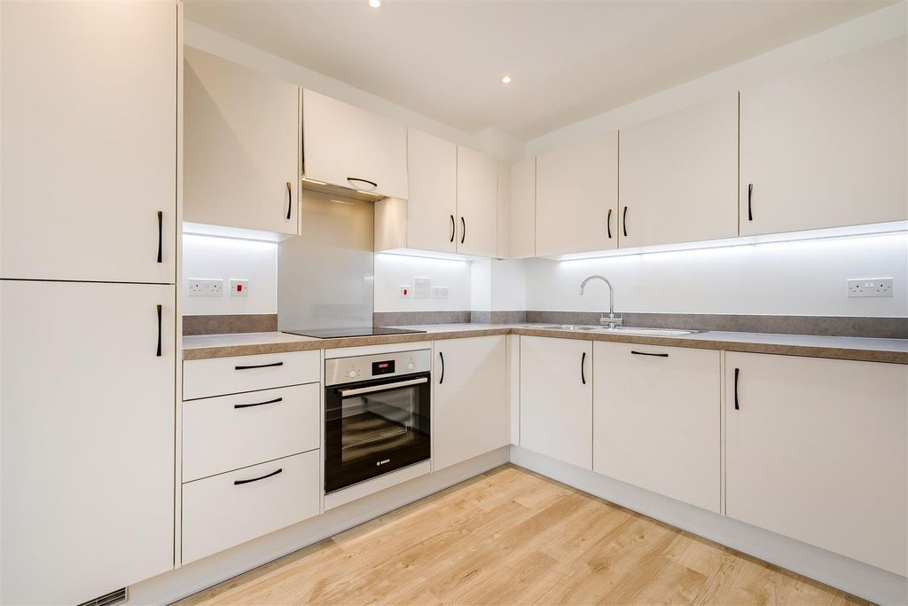 Property photo 2 of 15 Kitchen.Jpg