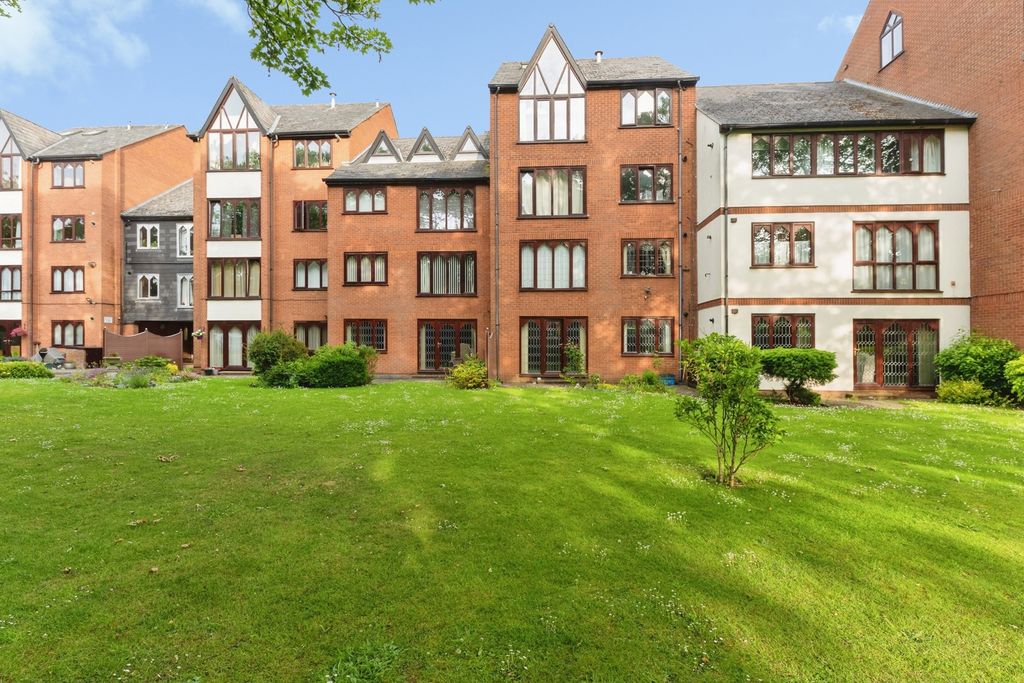 Additional image 22 of 2 bed flat for saleGrosvenor Crescent, Grimsby, Lincolnshire DN32