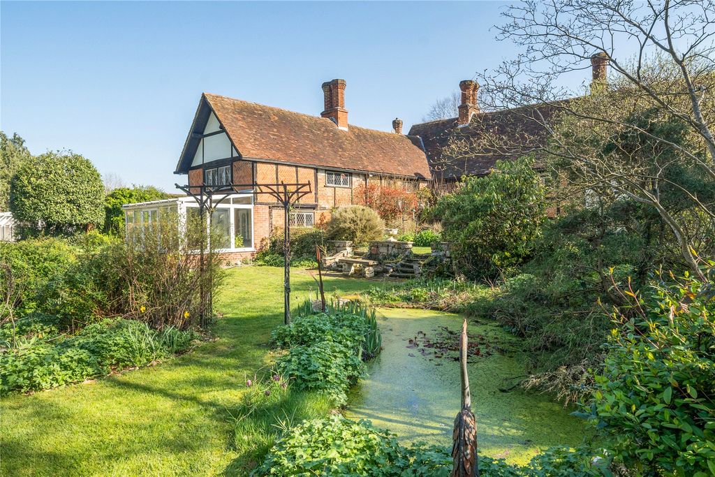 Property photo 3 of 34 Picture 3