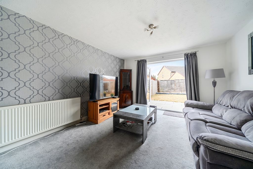 Property photo 2 of 10 1502561 (5)