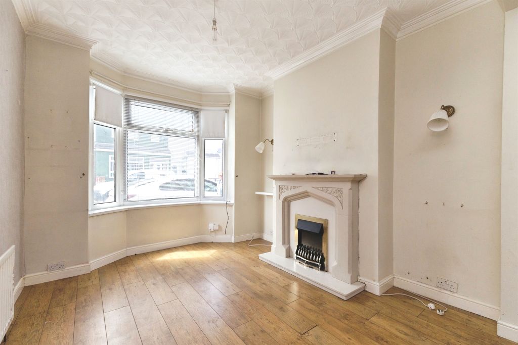 Property photo 3 of 14
