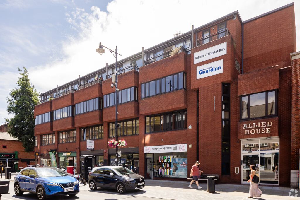 Property photo 1 of 9 Photo 7