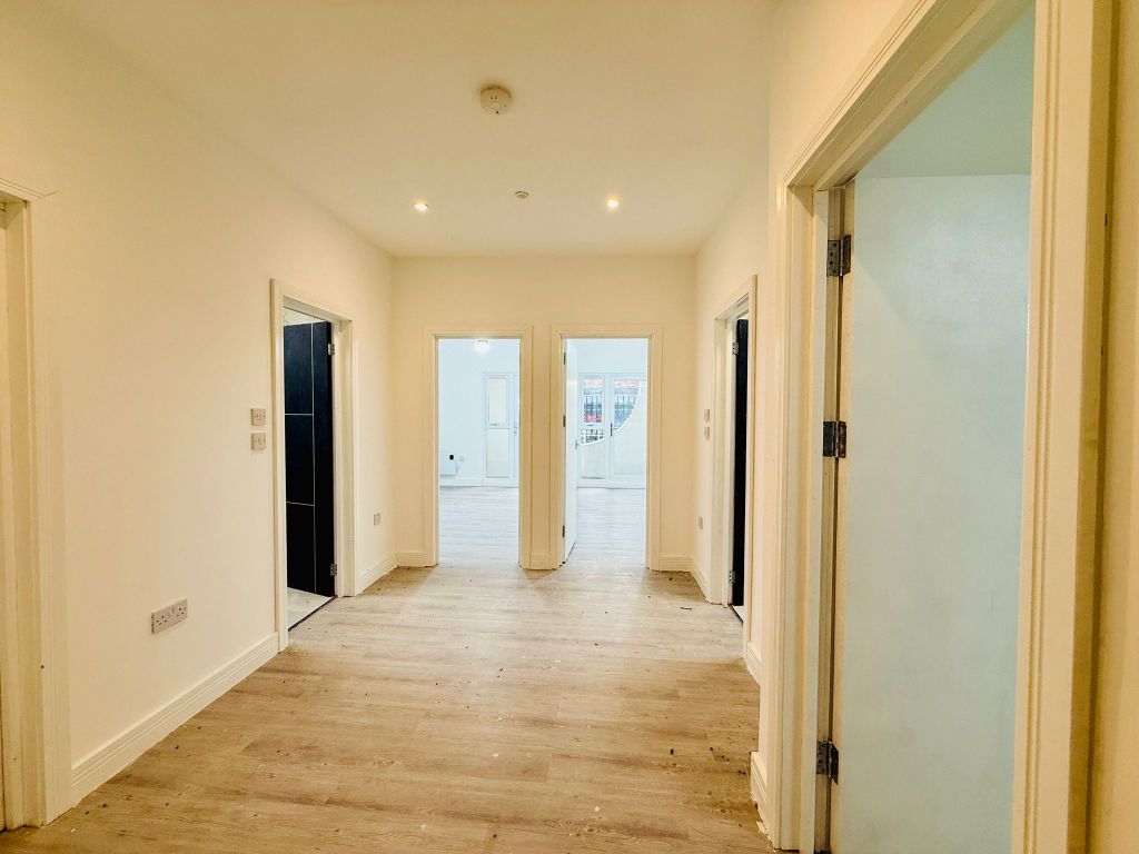 Property photo 3 of 11 Whatsapp Image 2025-11-07 At 11.09.45 (2)