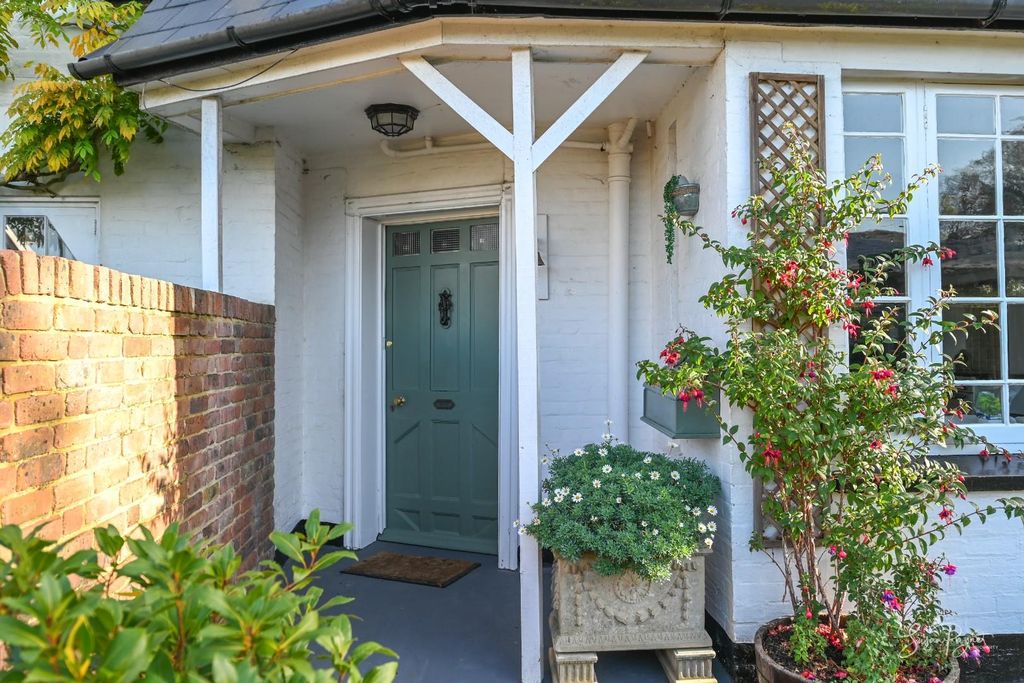 Property photo 3 of 44 Welcome To 1 Sydney Lodge