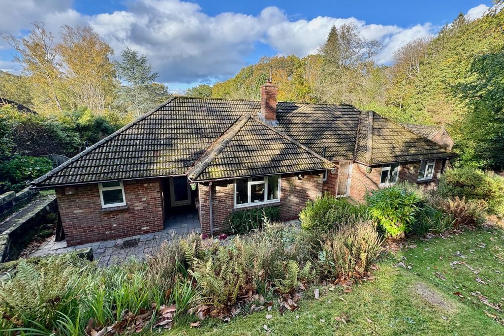 Property photo 1 of 31