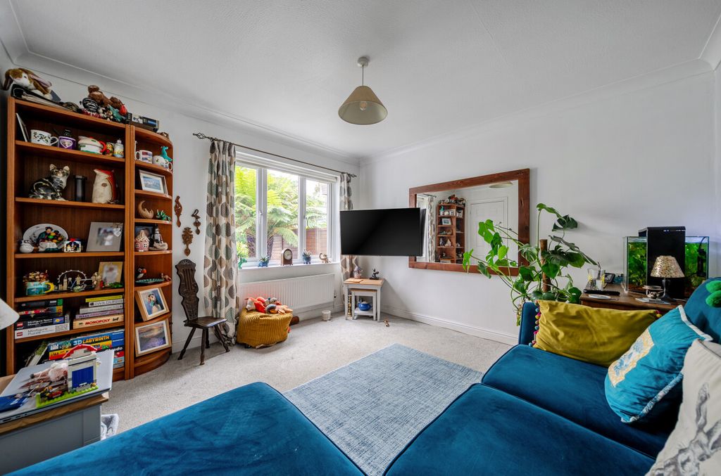 Property photo 3 of 16 1467402-5-6A203A1...