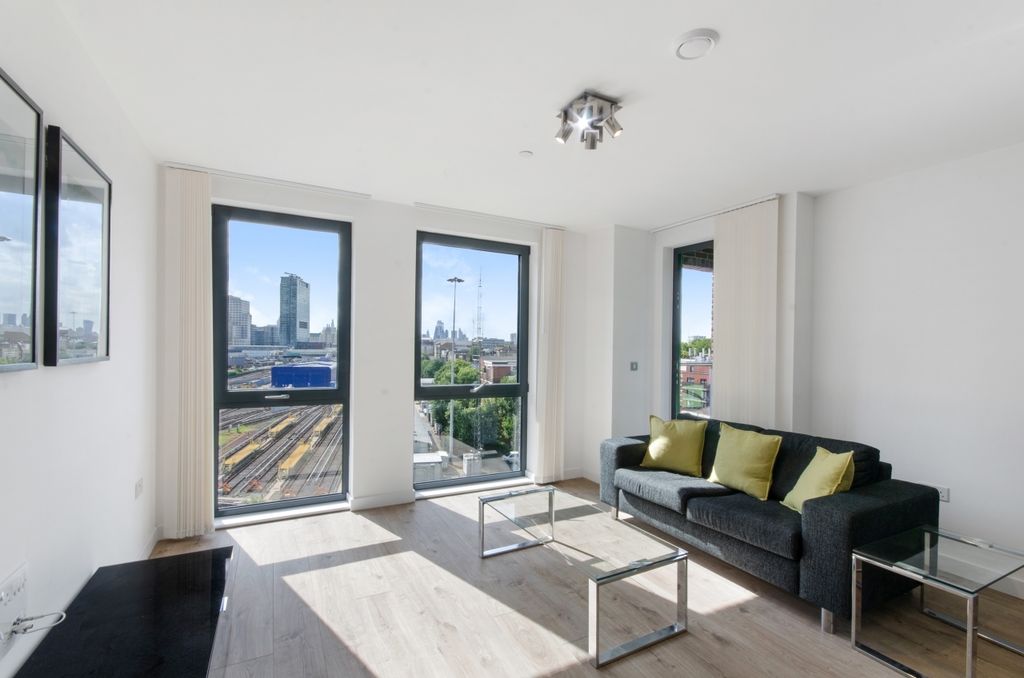 Property photo 3 of 9 Living Area