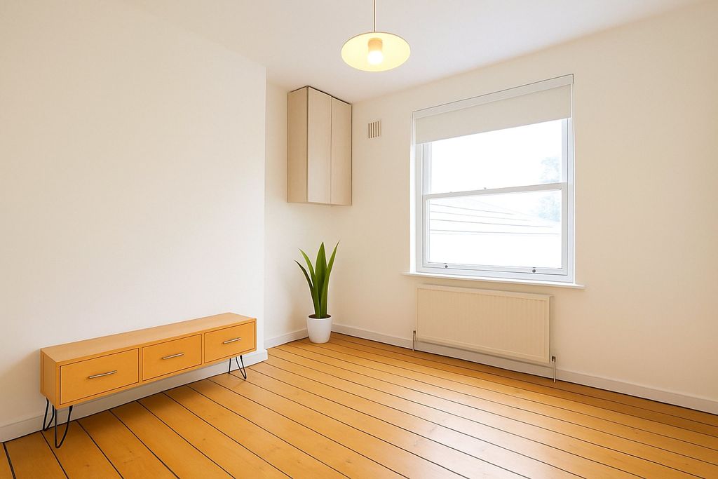 Property photo 3 of 8 Picture No. 26