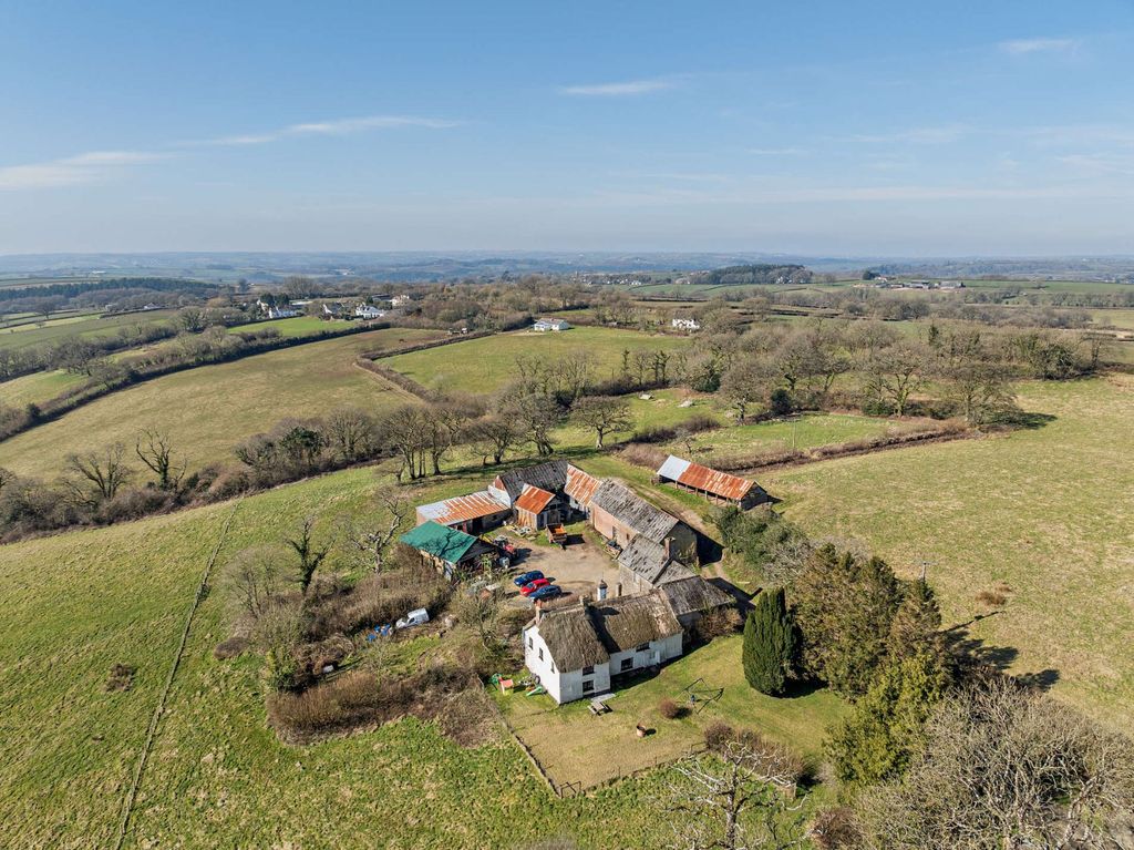 Property photo 1 of 20 Pewson Barton