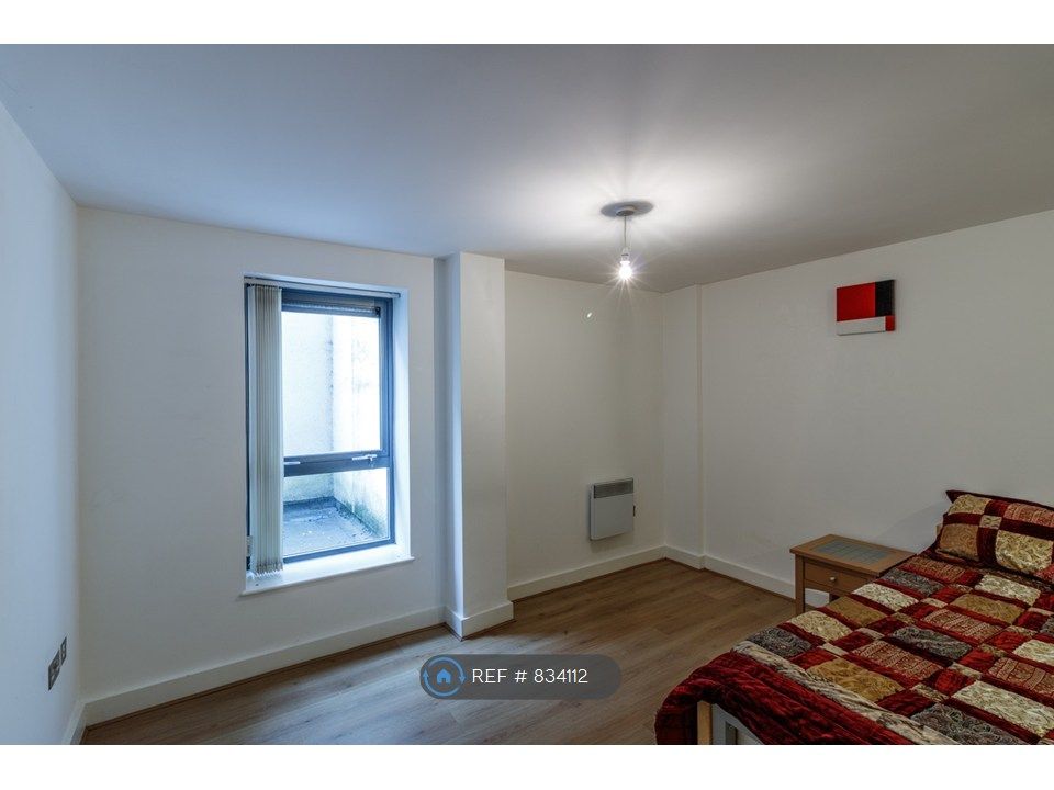 Property photo 3 of 25