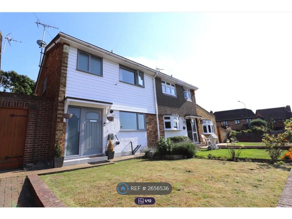 Property photo 1 of 12