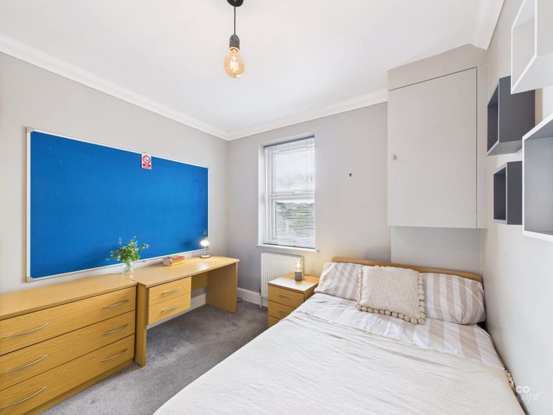 Property photo 3 of 13 Photo 11