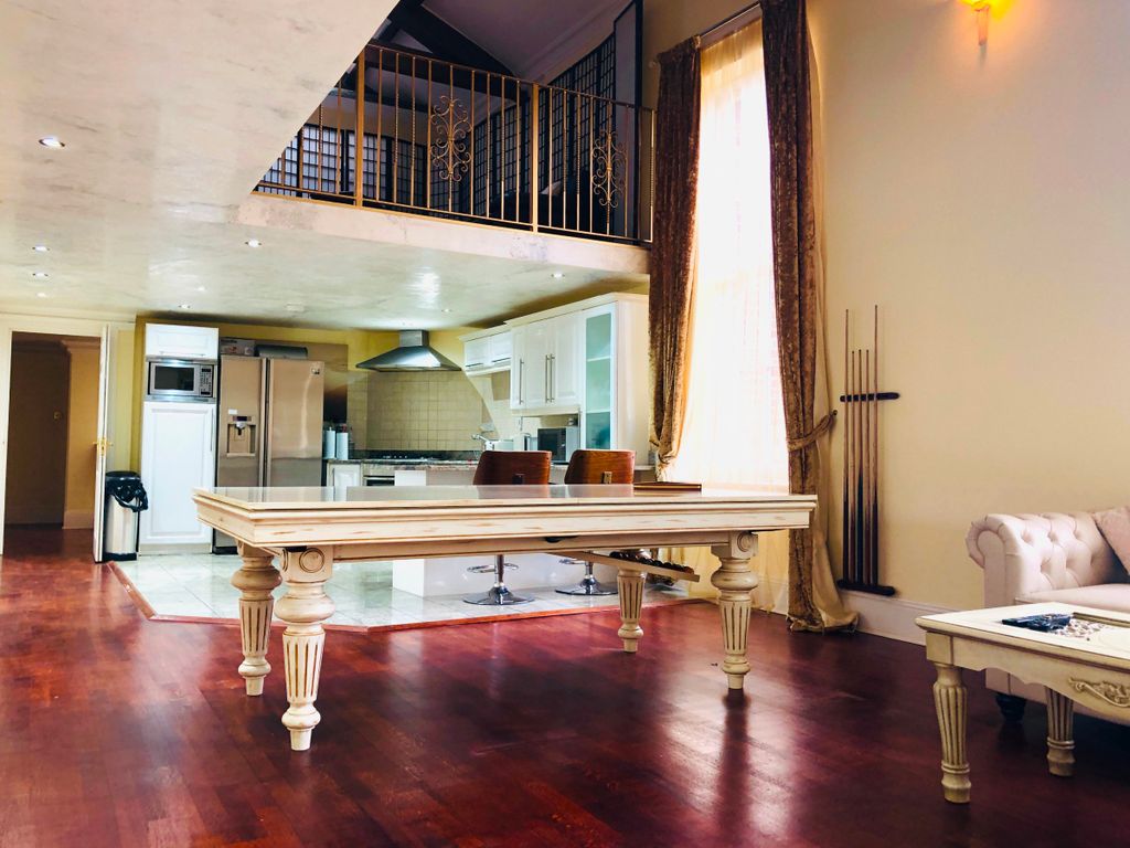 Property photo 1 of 31