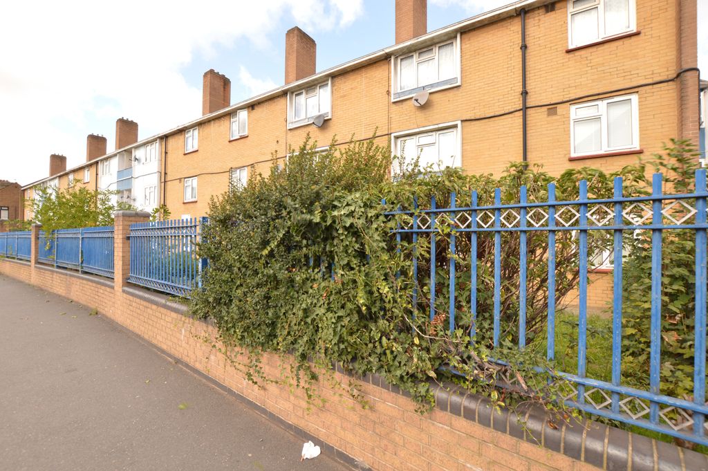 Property photo 3 of 13