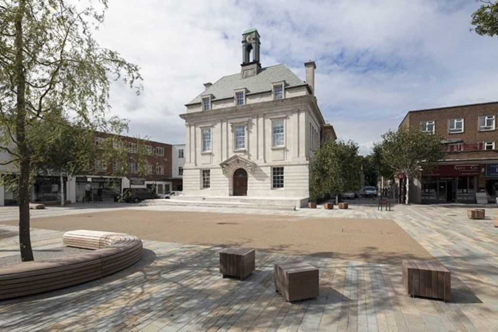 Property photo 2 of 10