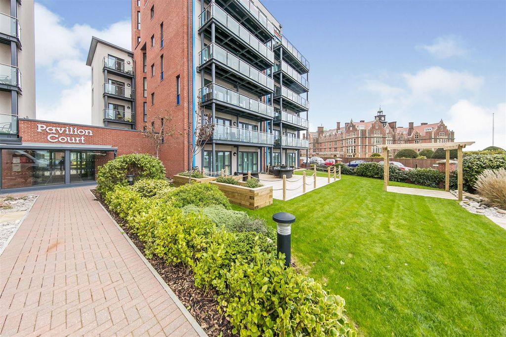 Additional image 24 of 2 bed flat for salePavilion Court, Hamilton Gardens, Felixstowe IP11