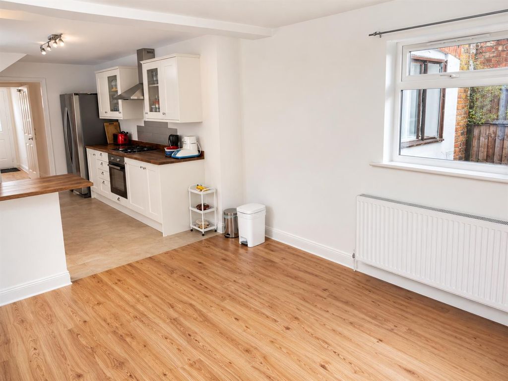 Property photo 3 of 6 Kitchen Living.Png