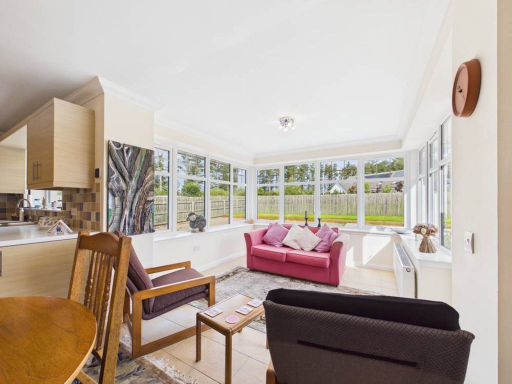 Property photo 2 of 30
