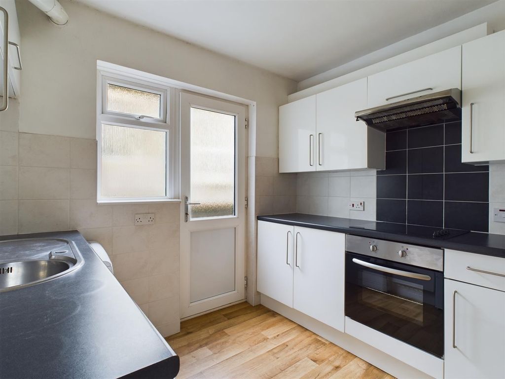 Property photo 3 of 9 Cam02534G0-Pr0025-Still005.Jpg