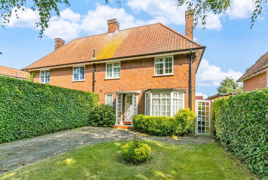 Property photo 1 of 16 3416383
