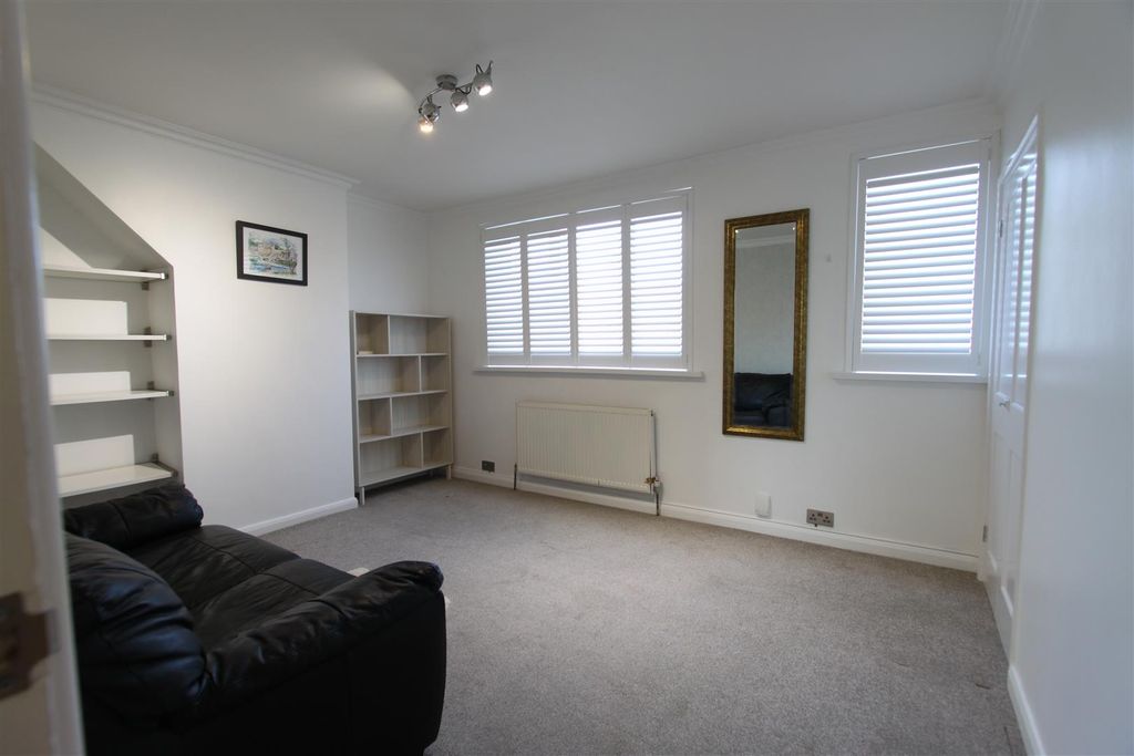 Property photo 3 of 6 Img_0879.Jpg