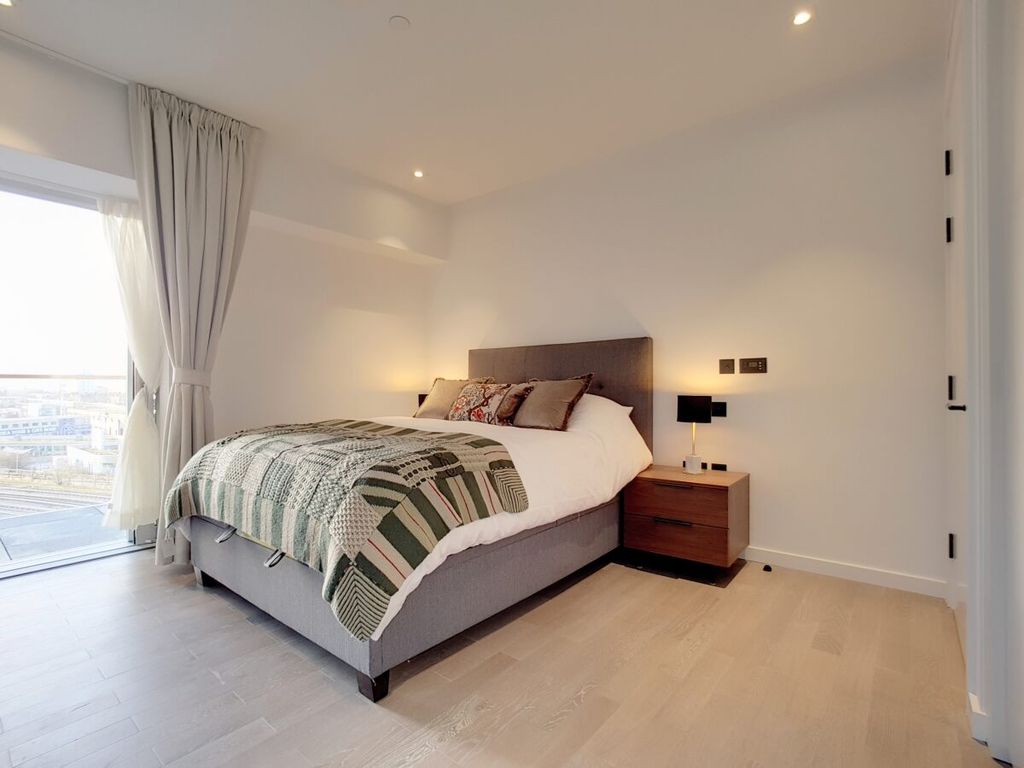 Property photo 1 of 16 15_Bedroom_3