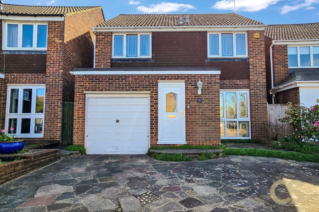 Property photo 1 of 21 4643880