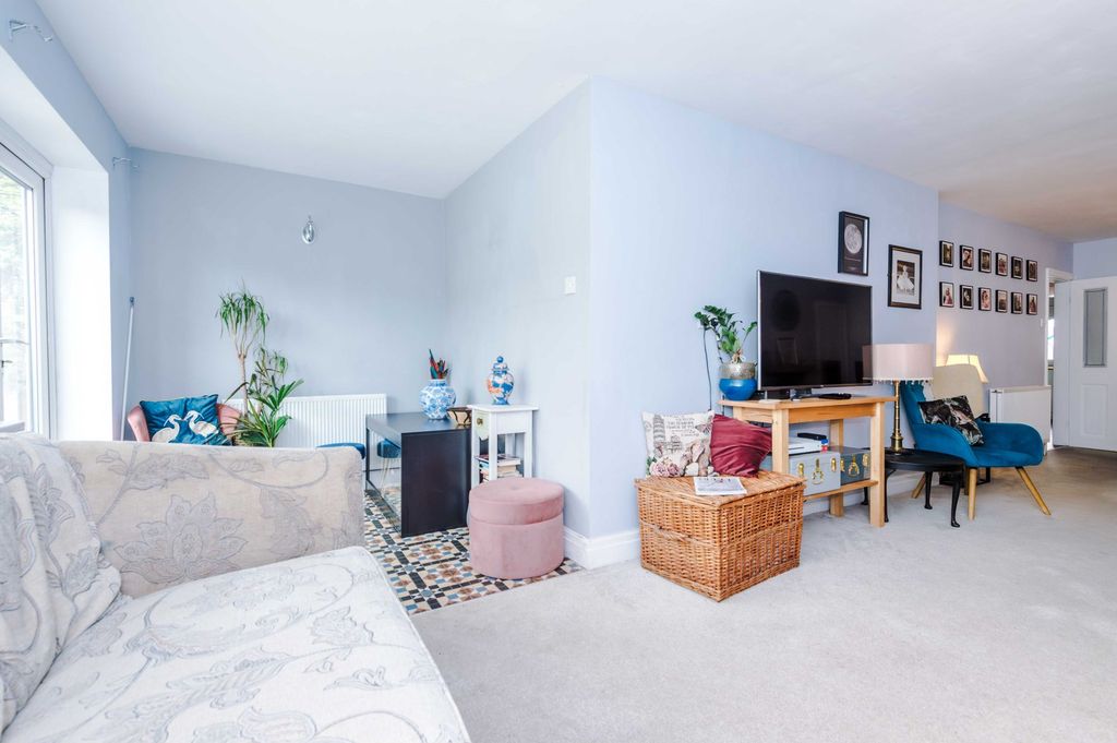Additional image 4 of 3 bed semi-detached house for saleThelwall New Road, Thelwall WA4
