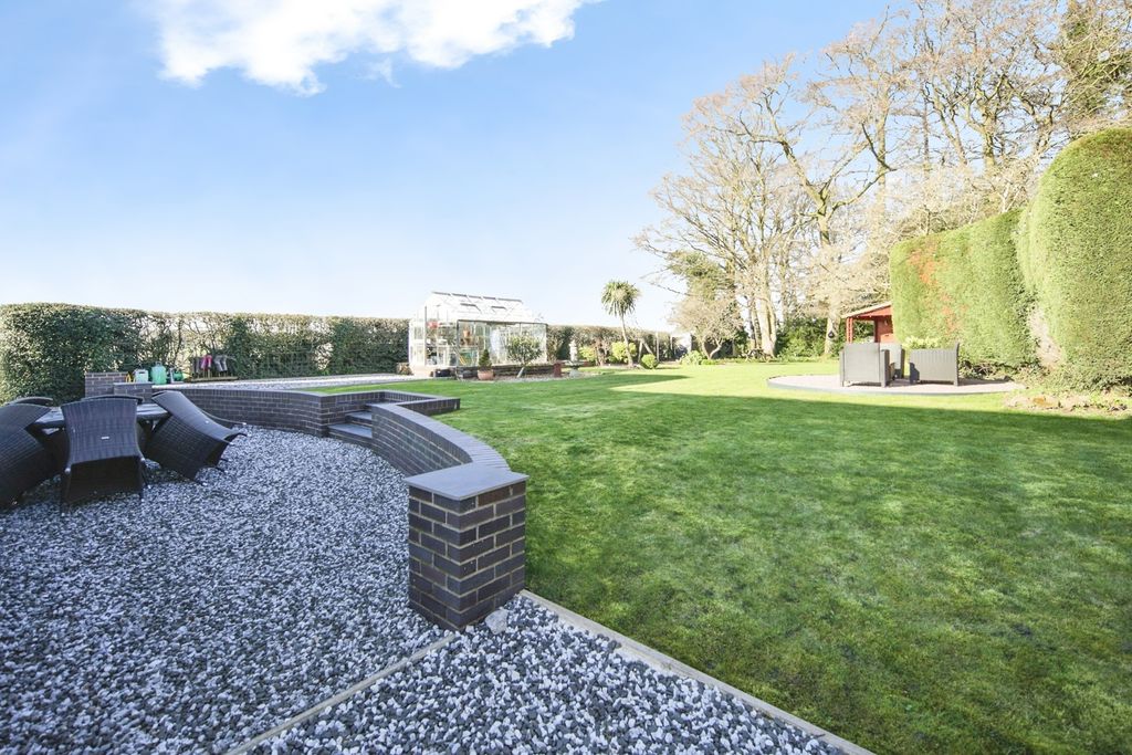 Property photo 3 of 22 Pbox-Img.Jpg