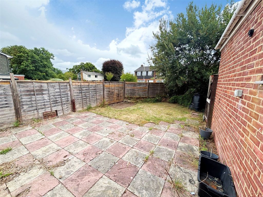Property photo 2 of 16 Picture No. 20