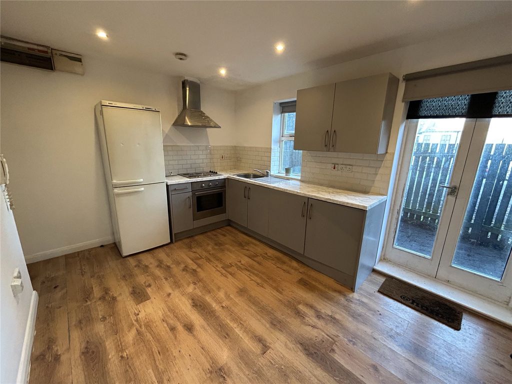 Property photo 2 of 5 Picture No. 06