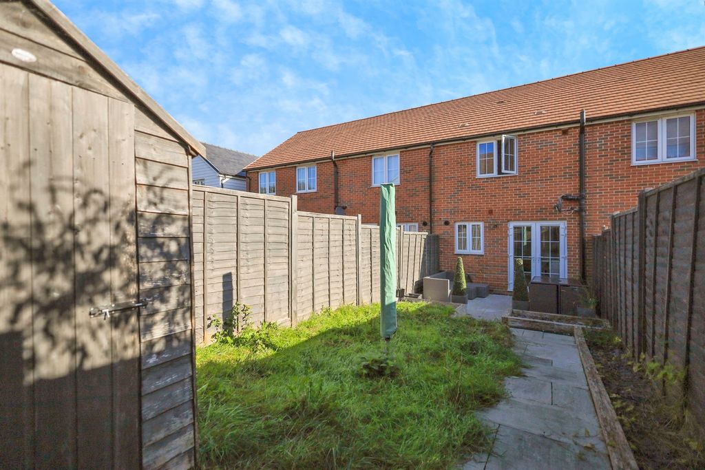 Property photo 3 of 17