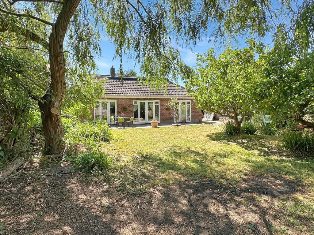 Property photo 1 of 17 Img (11).Jpg