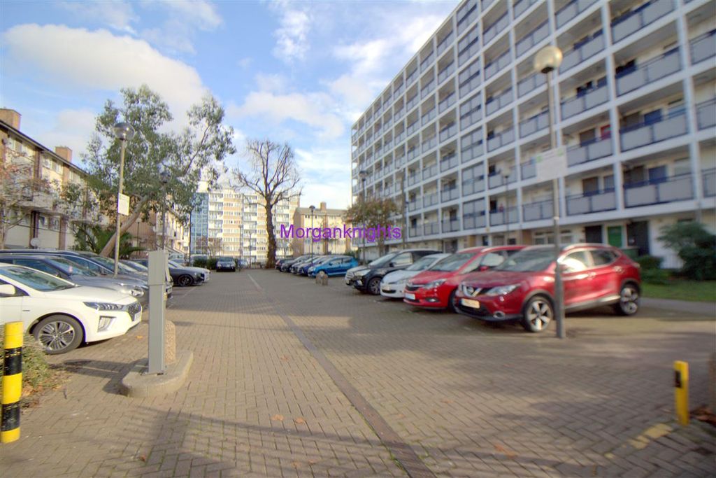 Property photo 3 of 12