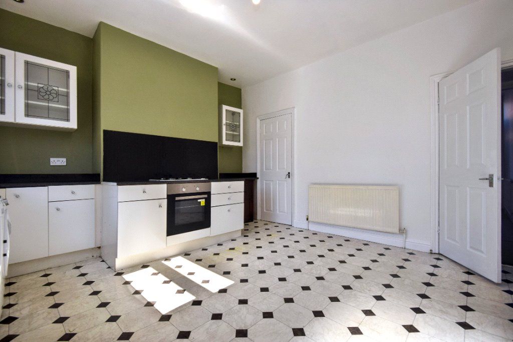 Property photo 3 of 12 Picture No. 10