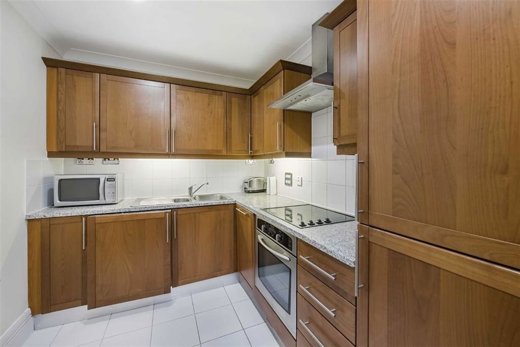 Property photo 3 of 5