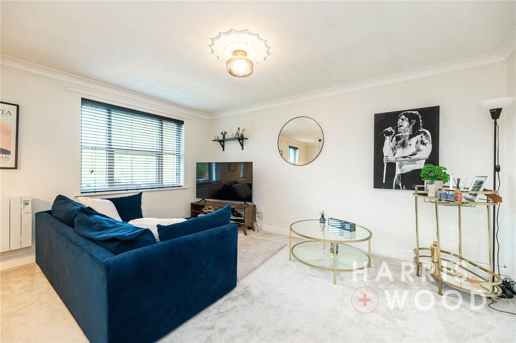 Property photo 2 of 17 Picture No. 04