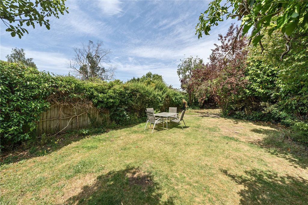 Property photo 2 of 25 Picture No. 34