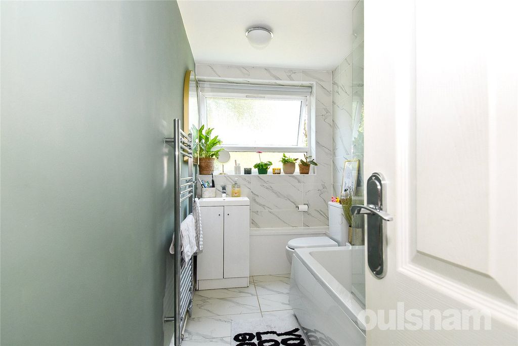 Additional image 17 of 2 bed flat for salePinehurst Drive, Kings Norton, Birmingham, West Midlands B38