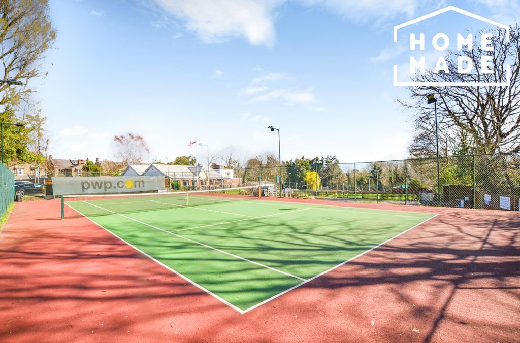 Property photo 2 of 9