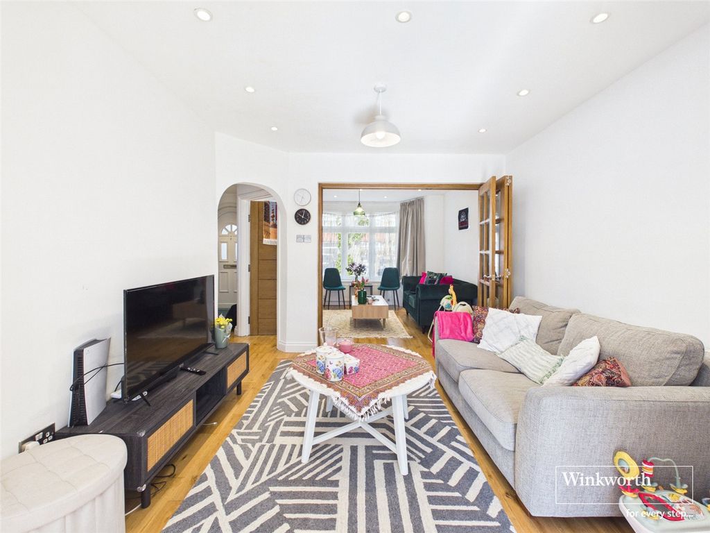 Property photo 2 of 15 Reception