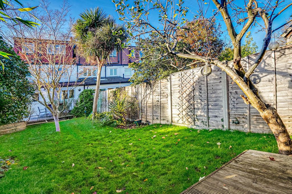 Property photo 3 of 16